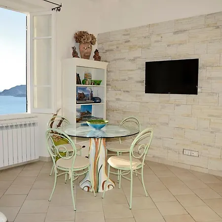 La Finestra Sul Mare Lerici